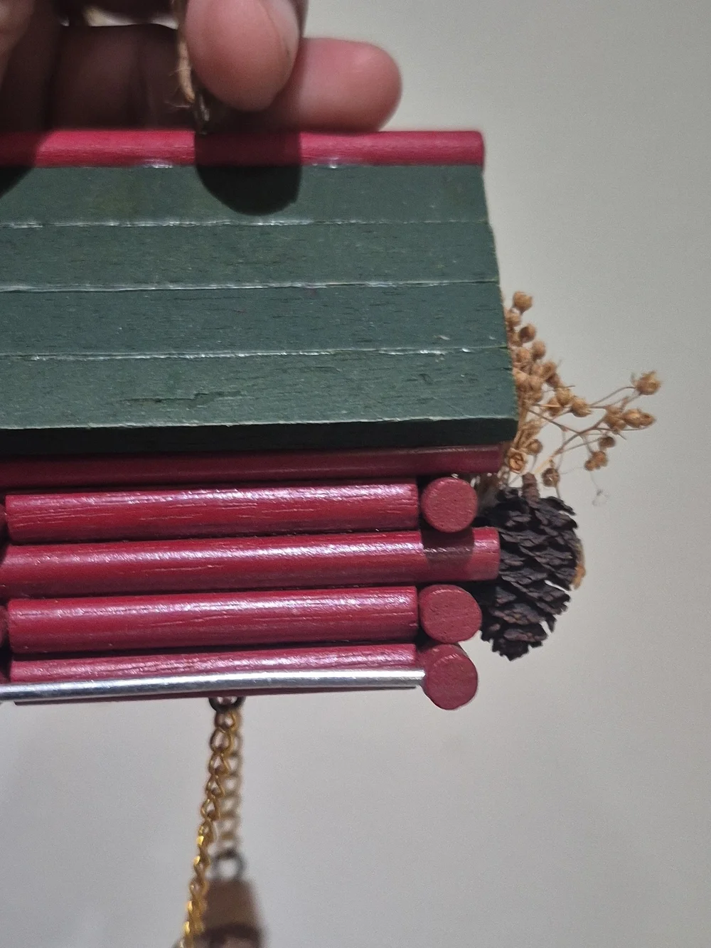 VTG. Holiday Cabin Ornament Set -4 Green and Red Rustic Wood